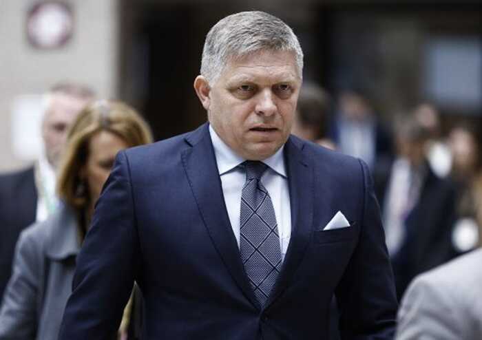 Фіцо розлютився через заяву Зеленського про парад у Москві, але все одно збирається поїхати